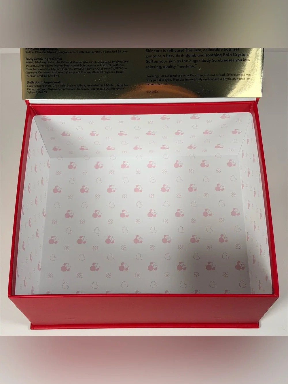 The Creme Shop Disney Minnie Mouse Candy Cane Sweetheart Spa Gift Set 3 Pc Box